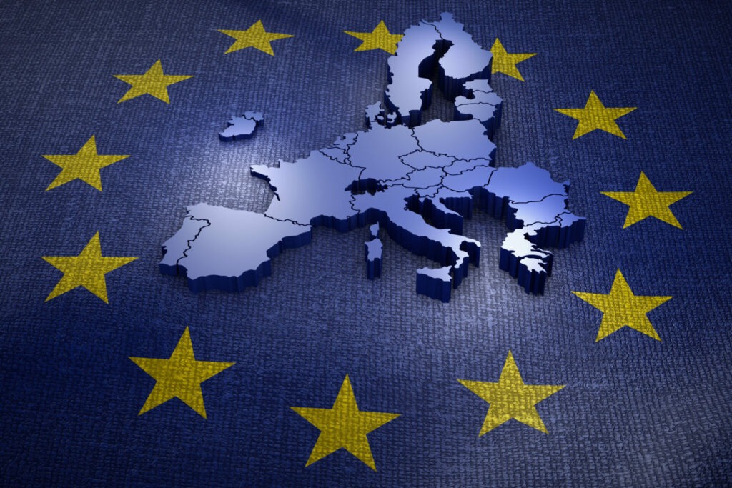 Carte de l'Europe entourée des étoiles du drapeau de l'Union européenne, illustrant la cybersécurité et la directive NIS