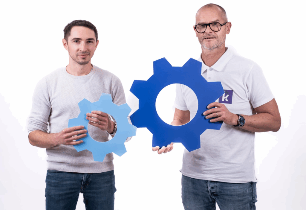 Des équipes techniques aux commandes de l’usine, pour garantir des niveaux de service important.